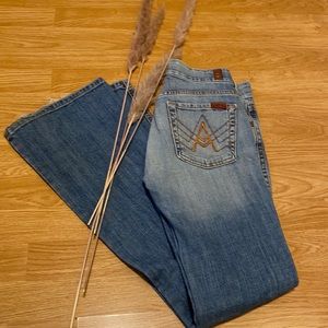 7 For All Mankind  A pocket jeans size 27 flare
